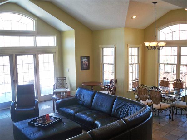 26 West Colonial Road Wilbraham, MA 01095 - Photo 3 of 24