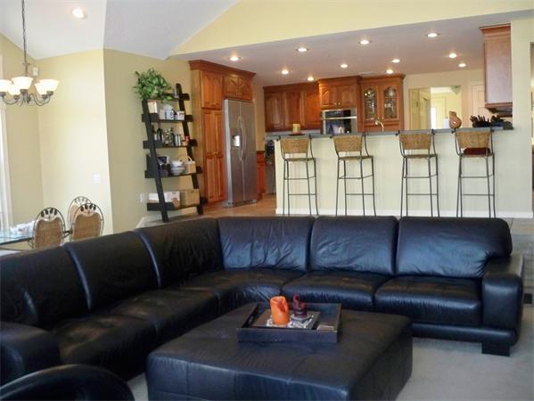 26 West Colonial Road Wilbraham, MA 01095 - Photo 4 of 24