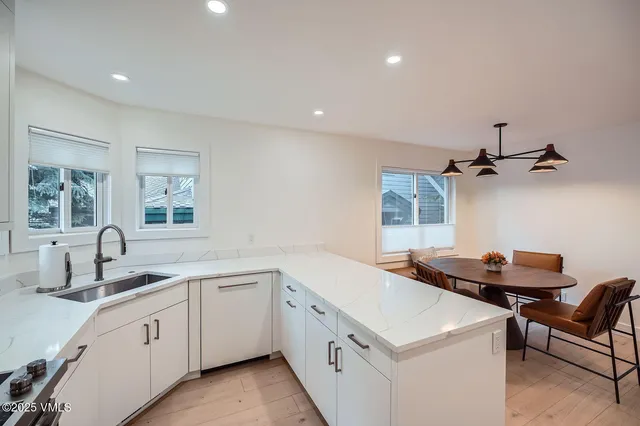 $1,799,000 | 1000 Homestead Drive, Unit 7, Edwards, CO 81632