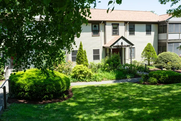 $349,900 | 14 Harold Street, Unit 6B, Harwich Port, MA 02646