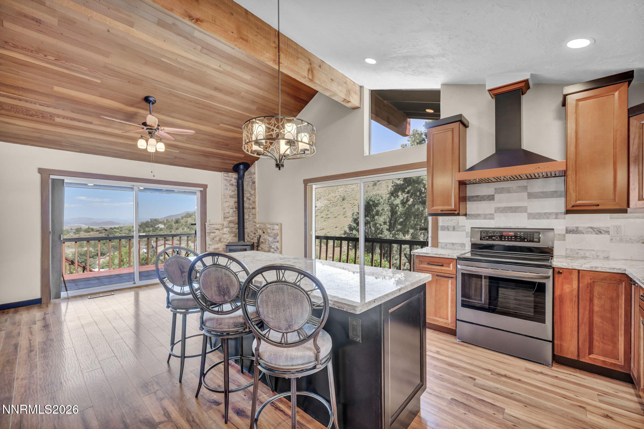 1970 Geiger Grade Road Reno, NV 89521 - Photo 21 of 45 kitchen/dining