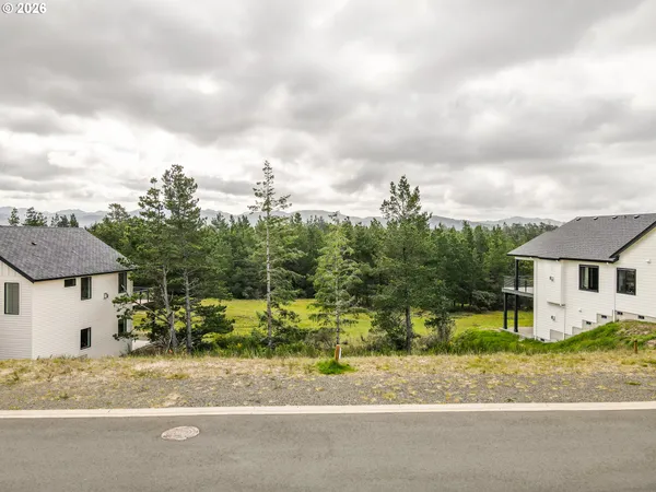 $240,000 | 476 Meadows Drive, Manzanita, OR 97130