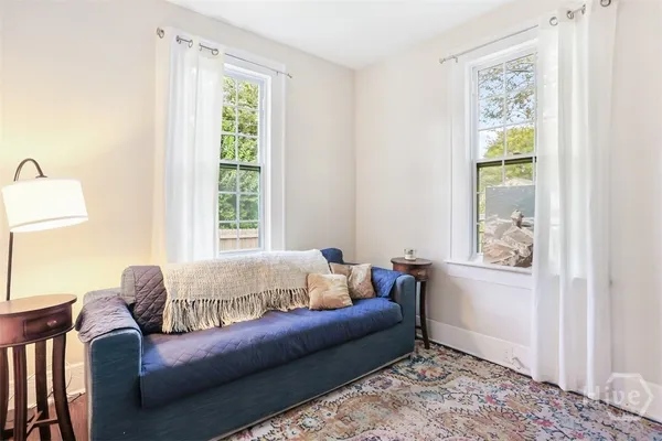 $2,050 | 1206 Seiler Avenue, Savannah, GA 31404