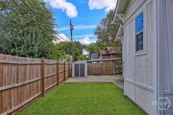 $2,050 | 1206 Seiler Avenue, Savannah, GA 31404