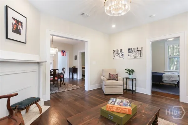 $2,050 | 1206 Seiler Avenue, Savannah, GA 31404