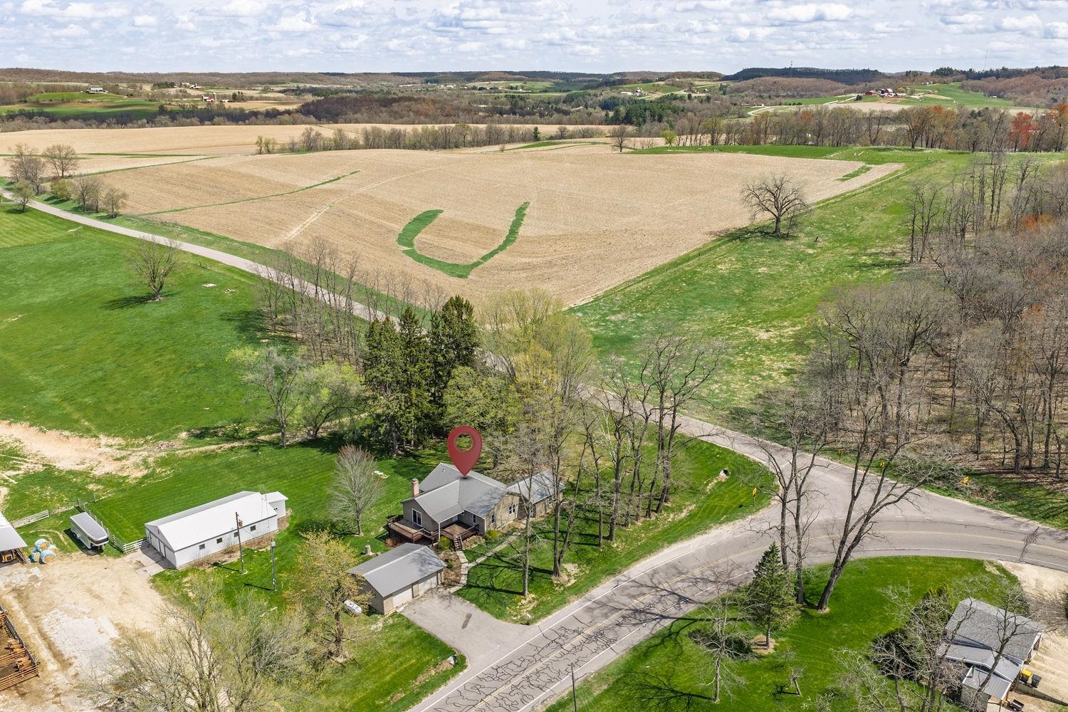 E5386 County Rd V Reedsburg, WI 53959 - Photo 12 of 46