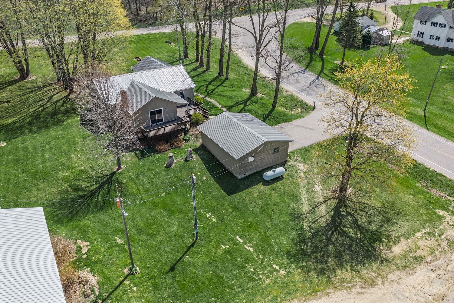 E5386 County Rd V Reedsburg, WI 53959 - Photo 5 of 46