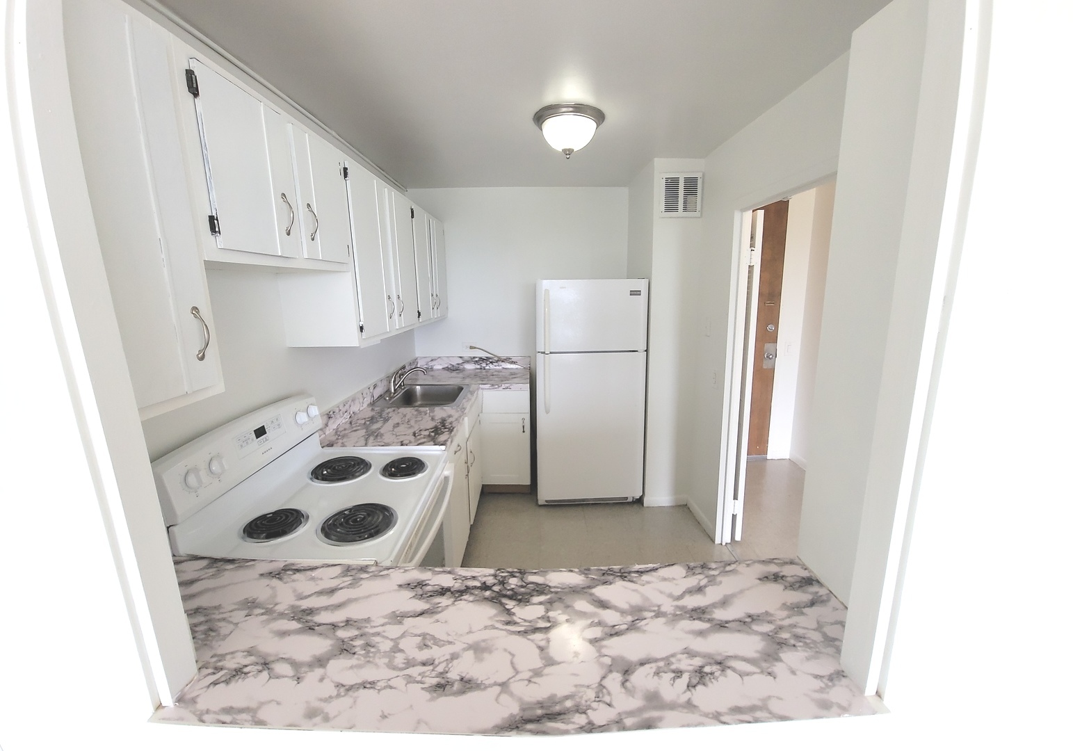 5445 North Sheridan Road, Unit 3605 Chicago, IL 60640 - Photo 7 of 10