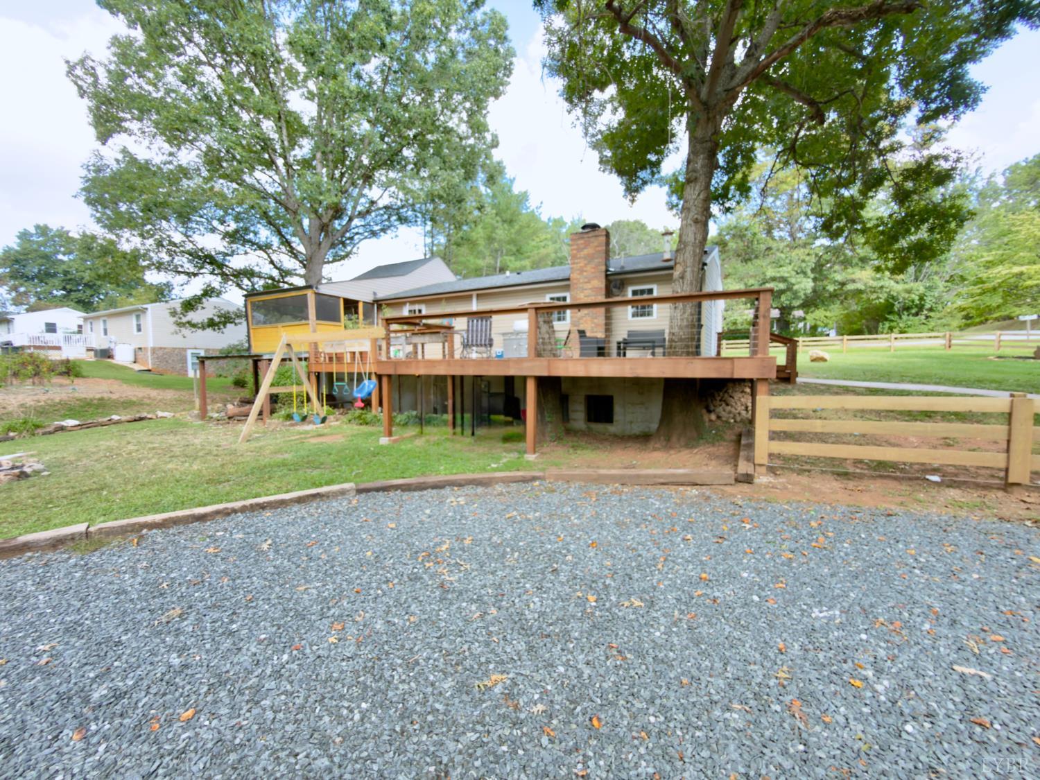 669 Doss Road Concord, VA 24538 - Photo 2 of 59 Gallery Image 2
