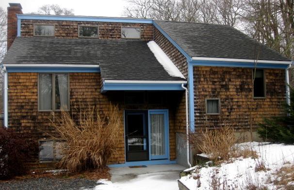 380 Governor Prence Road Eastham, MA 02642 - Photo 1 of 28 a front view of a house with a yard