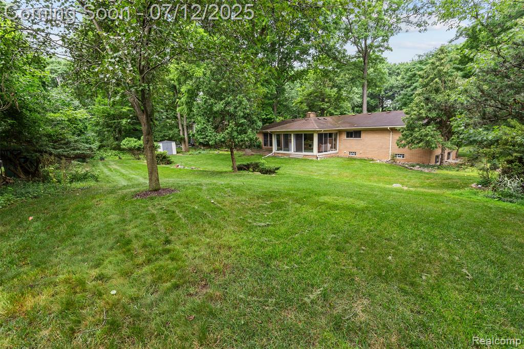 36357 Paddleford Road Farmington Hills, MI 48331 - Photo 29 of 35