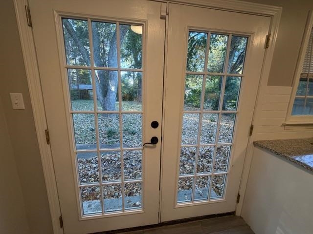 1219 South White Station Road Memphis, TN 38117 - Photo 8 of 18 a view of a bathroom