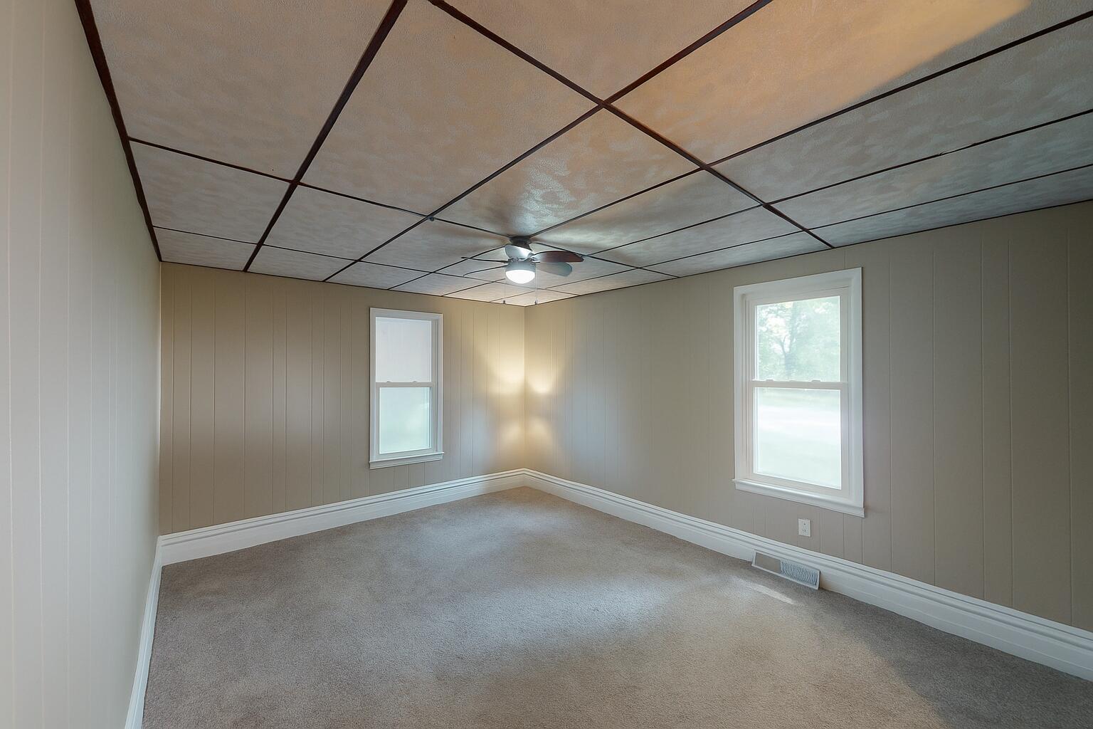 20054 West Mill Road Galesville, WI 54630 - Photo 16 of 49 Living rm