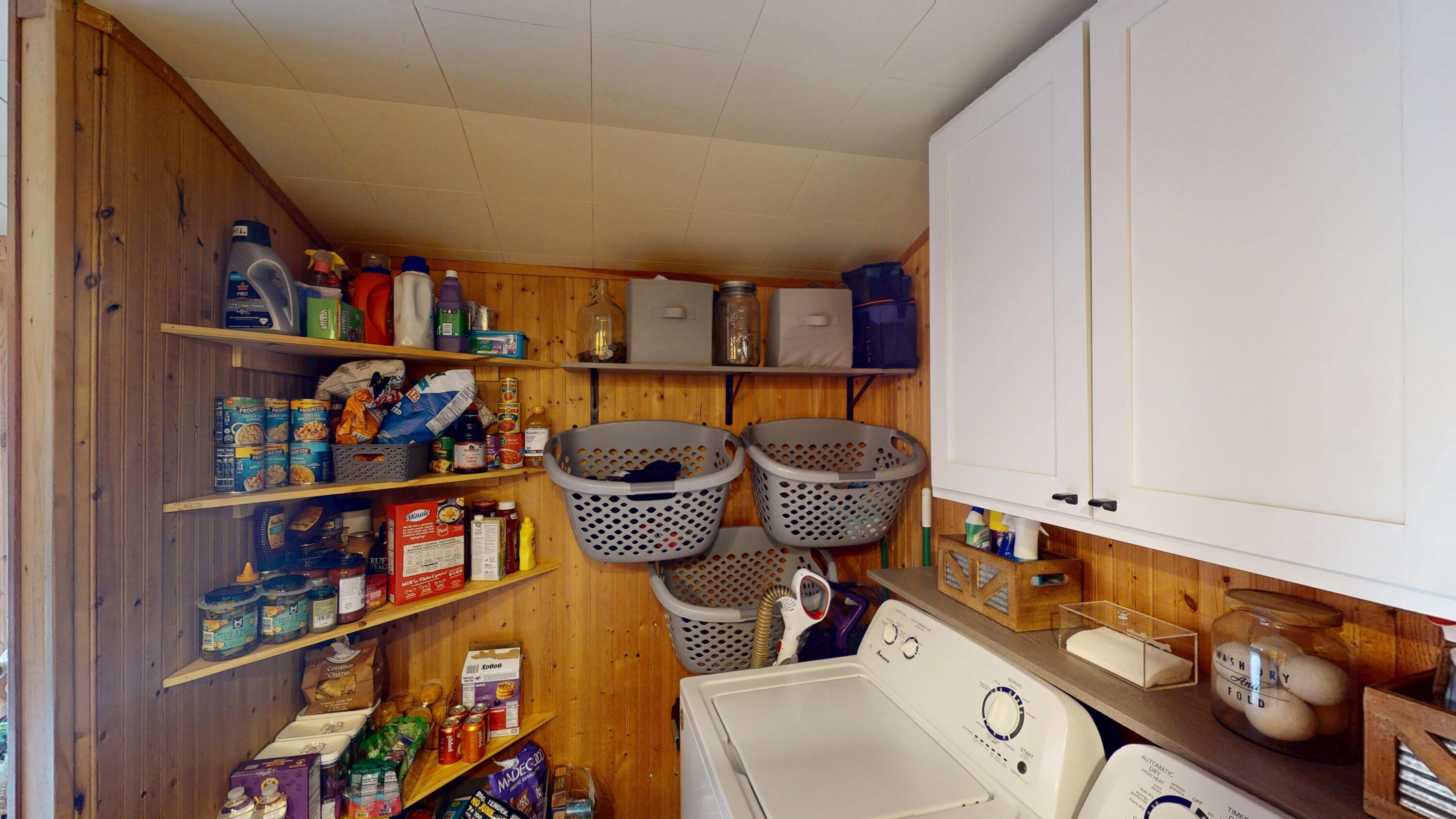 20054 West Mill Road Galesville, WI 54630 - Photo 36 of 49 Laundry_