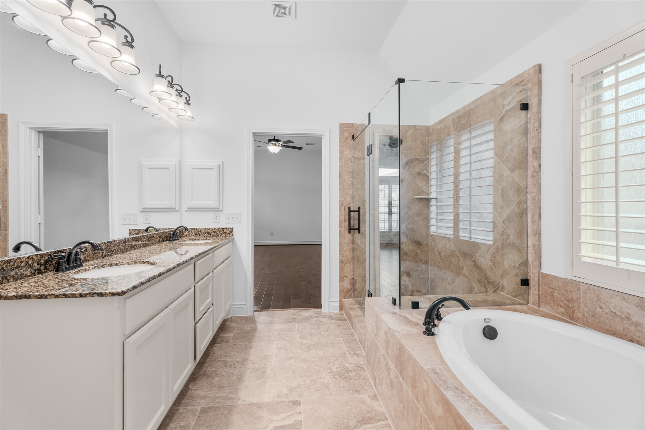 27318 Pendleton Trace Drive Spring, TX 77386 - Photo 27 of 47 Primary bedroom ensuite