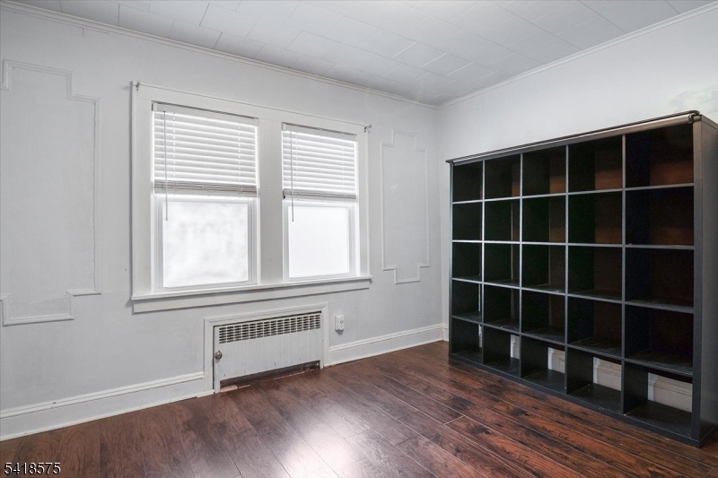 264 Union Street Lodi, NJ 07644 - Photo 12 of 27