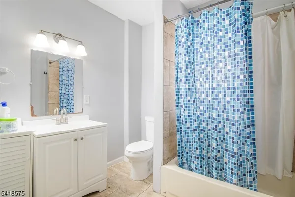 $799,000 | 264 Union Street, Lodi, NJ 07644