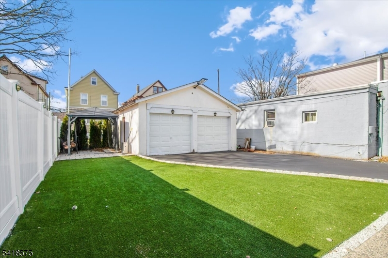 264 Union Street Lodi, NJ 07644 - Photo 20 of 27