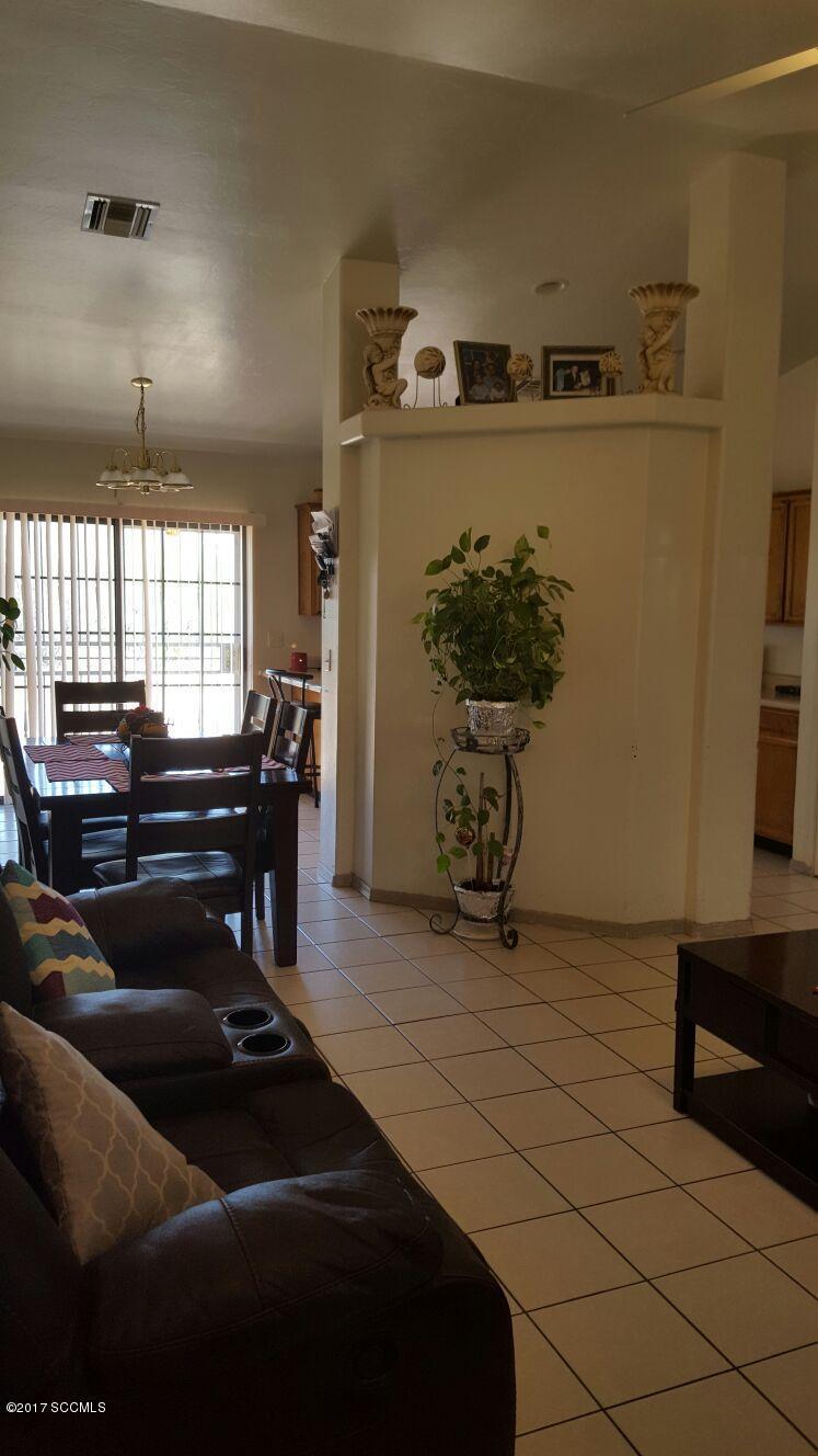 976 Calle Coyote Rio Rico, AZ 85648 - Photo 4 of 12 a living room with furniture
