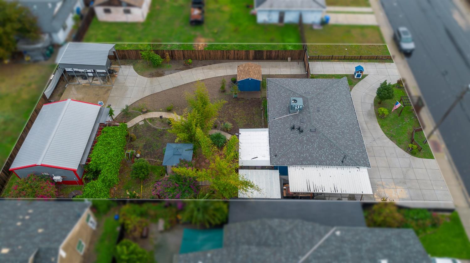 405 East Edison Street Manteca, CA 95336 - Photo 36 of 38 an aerial view of a house with a lake view