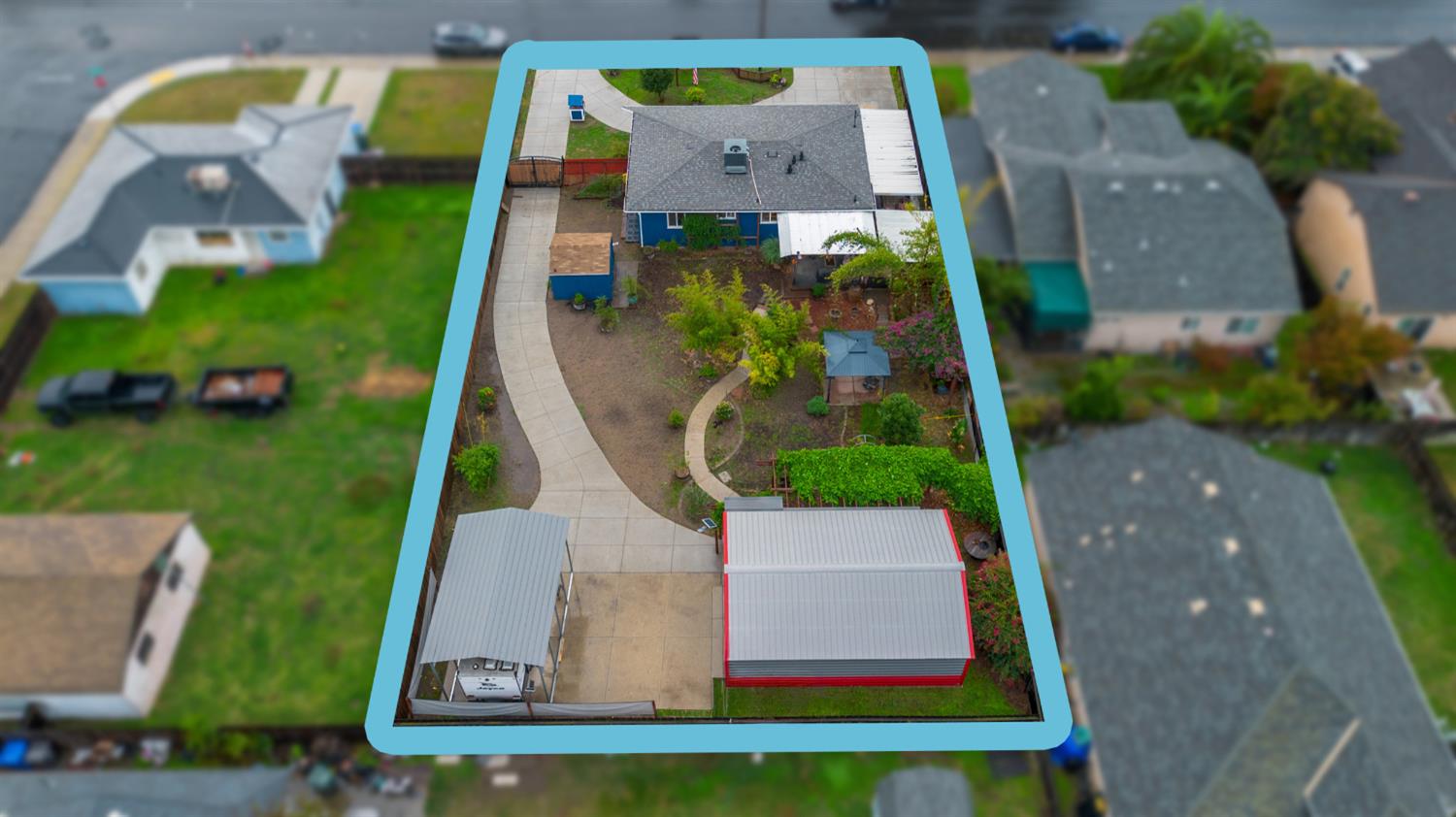 405 East Edison Street Manteca, CA 95336 - Photo 37 of 38 an aerial view of a house with swimming pool