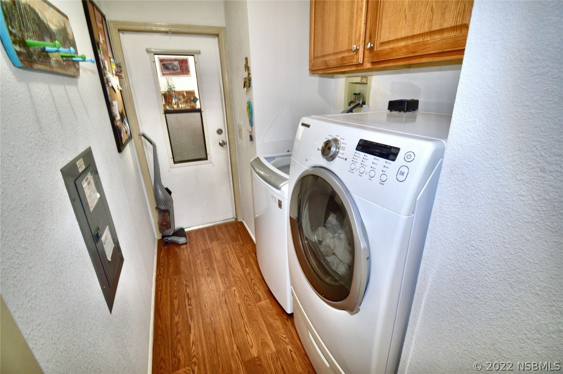 601 Topside Circle Edgewater, FL 32141 - Photo 5 of 16 Gallery Image 5