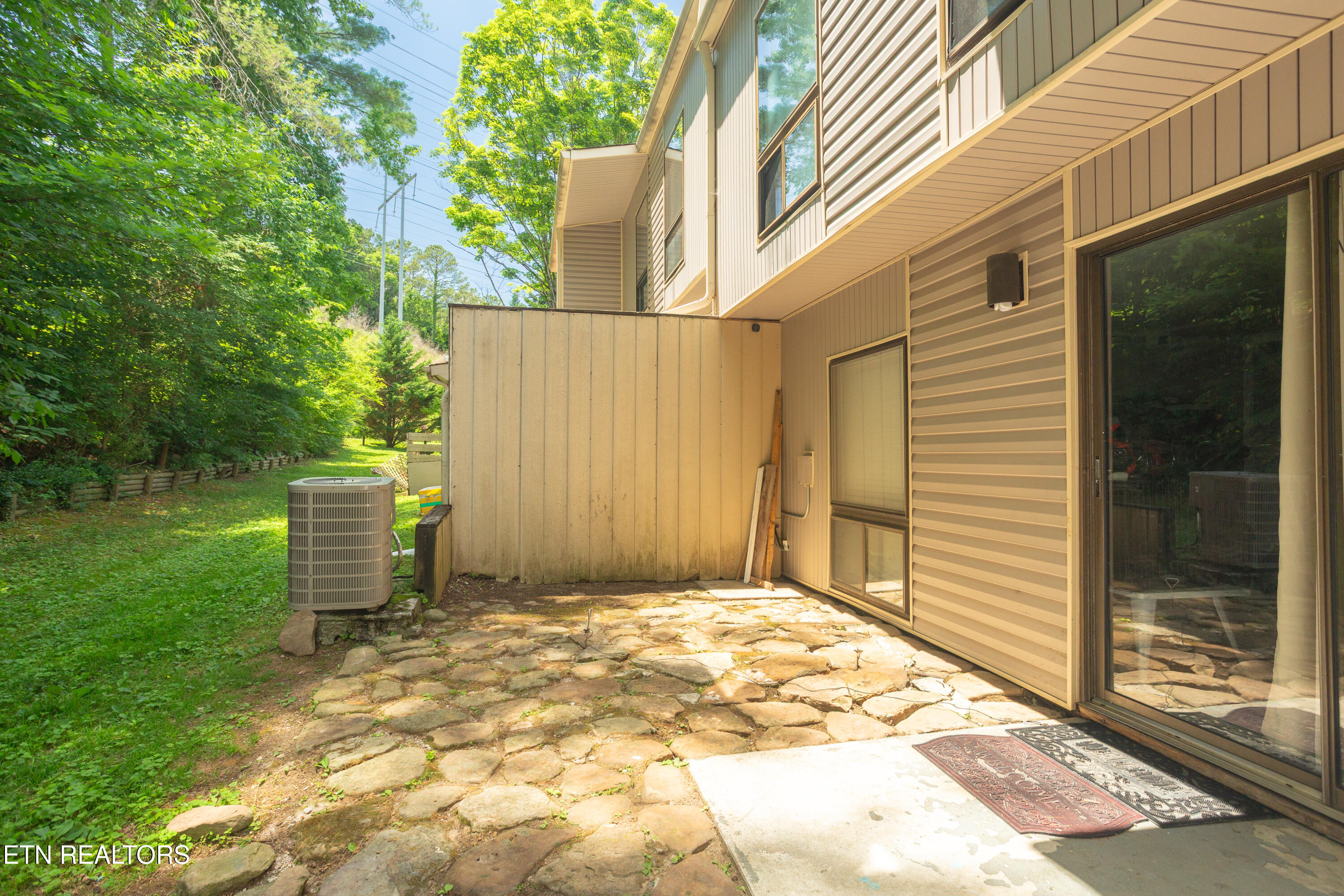 74 Valley Forge Drive Oak Ridge, TN 37830 - Photo 42 of 45 Patio