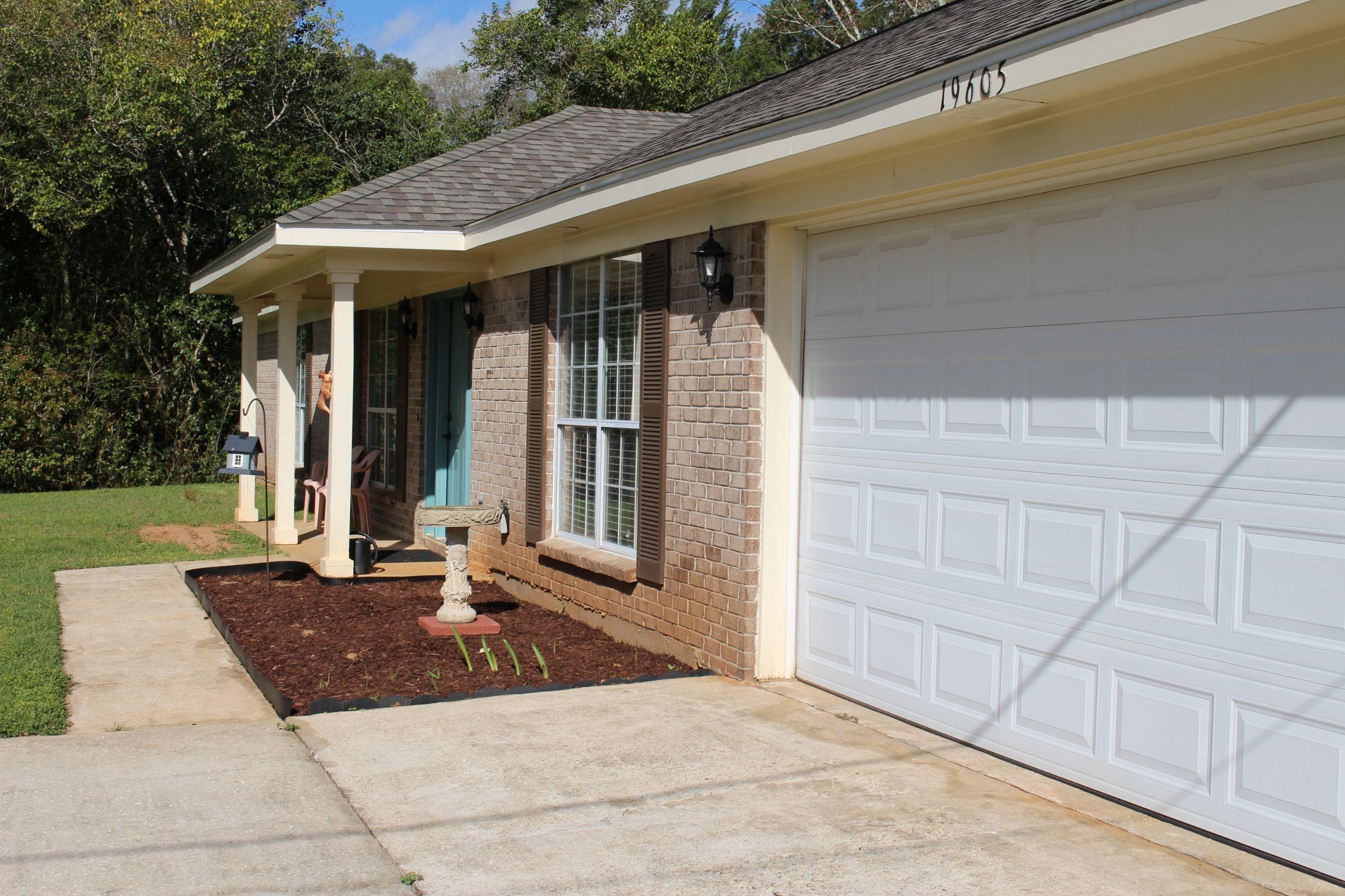 19605 Quartz Lane Robertsdale, AL 36567 - Photo 32 of 33 Front Of Structure