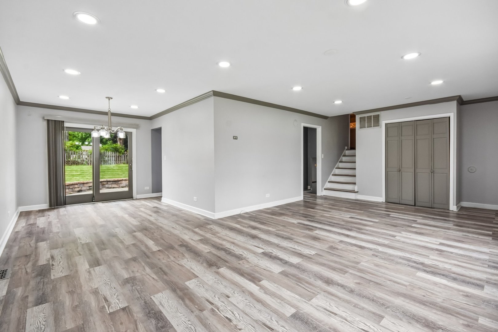 89 Foxcroft Road Naperville, IL 60565 - Photo 9 of 37 Gallery Image 9