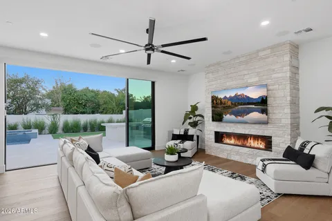 $3,999,999 | 10318 North 99th Street, Scottsdale, AZ 85258