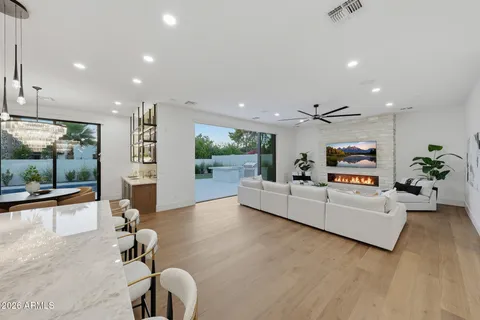 $3,999,999 | 10318 North 99th Street, Scottsdale, AZ 85258