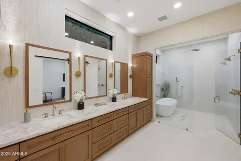 $3,999,999 | 10318 North 99th Street, Scottsdale, AZ 85258