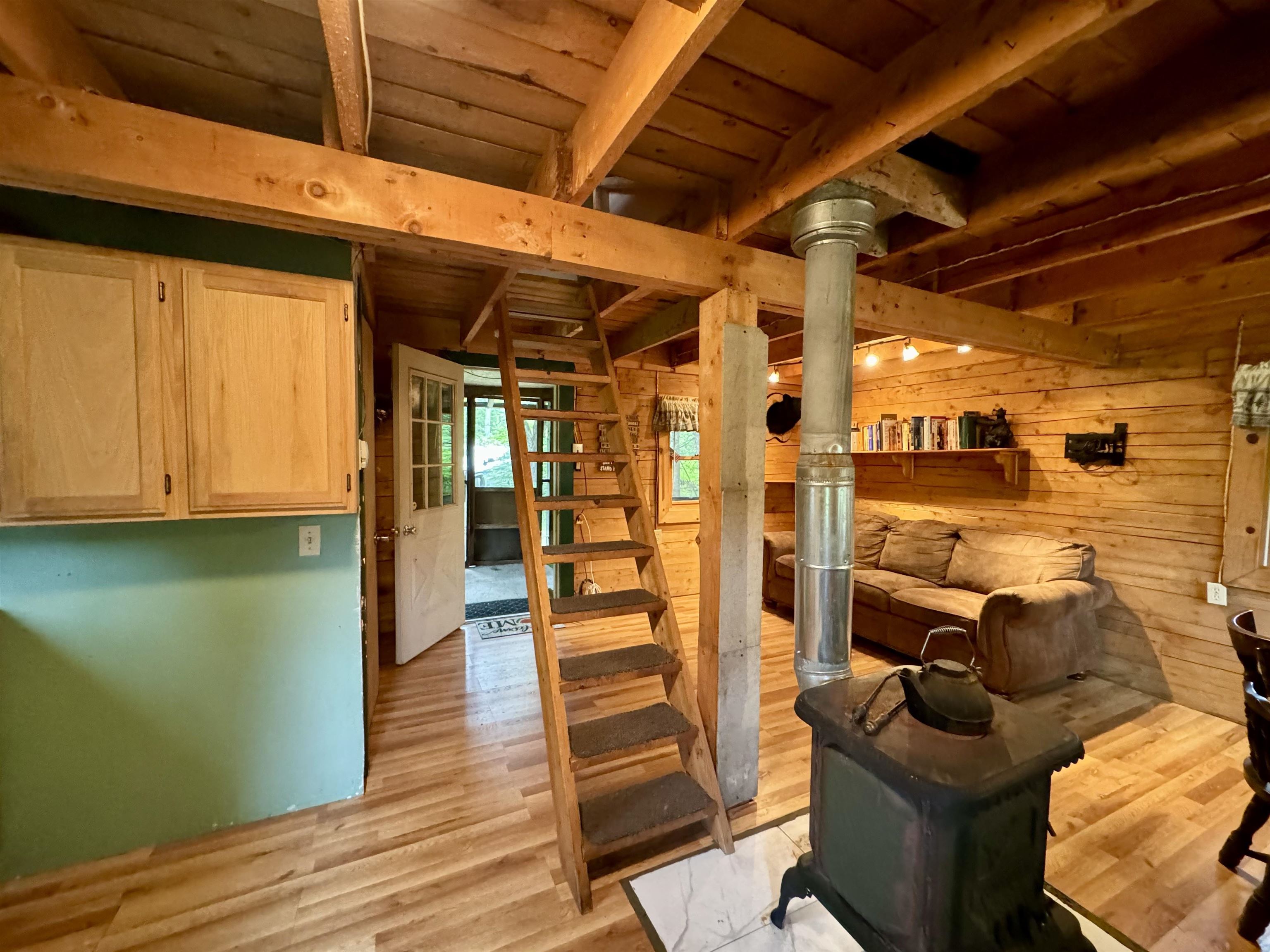 5 Rabbit Run Pittsburg, NH 03592 - Photo 4 of 40