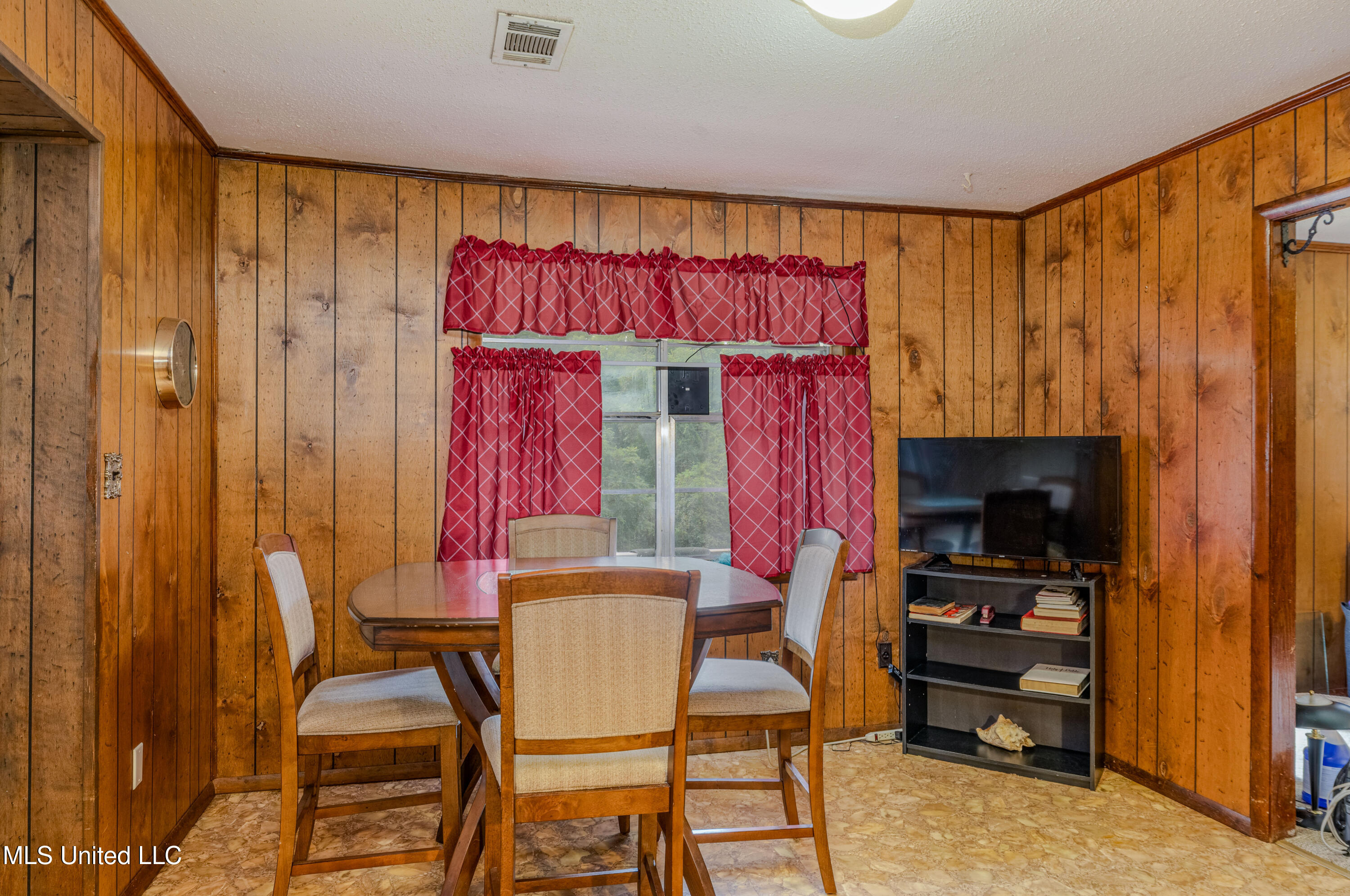 270 Johnson Park Holly Springs, MS 38635 - Photo 12 of 37 Johnson Park-5