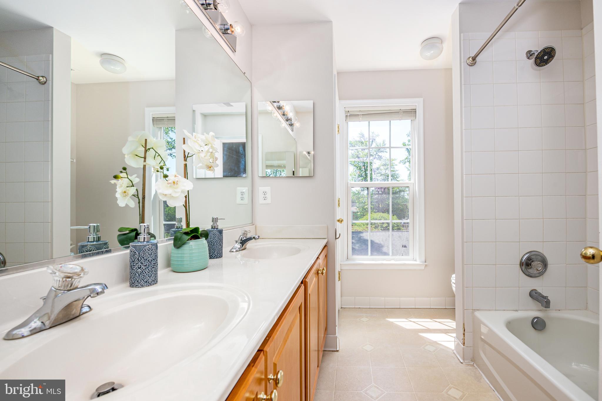 8206 Higham Road Lorton, VA 22079 - Photo 25 of 38 Gallery Image 25