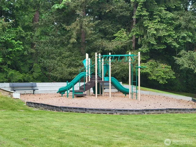 a view of a tennis court