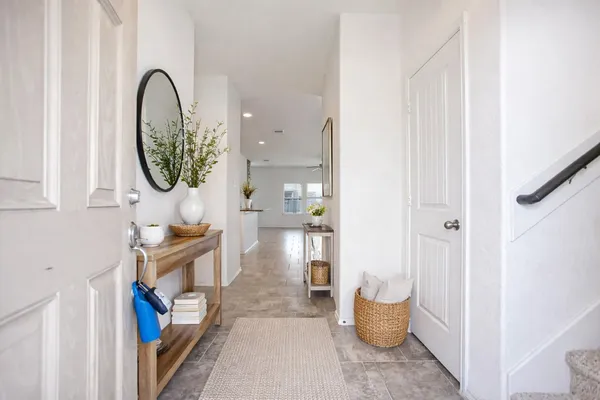 $2,800 | 166 Meadow Grove Drive, Conroe, TX 77384