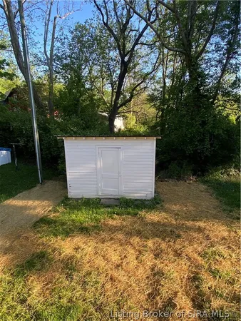 $179,900 | 829 Capitol Boulevard, Corydon, IN 47112