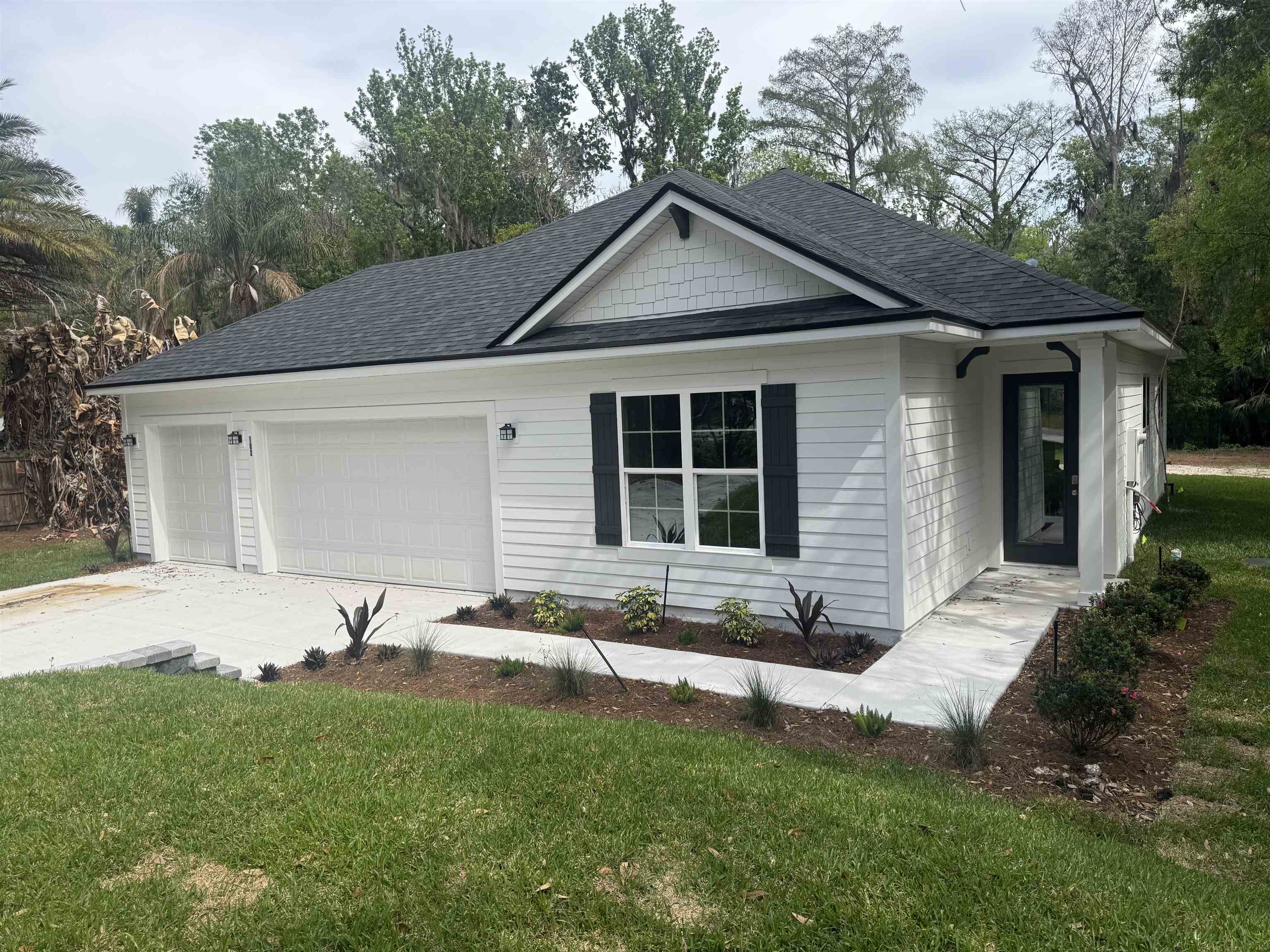 102 Orange Tree Road East Palatka, FL 32131 - Photo 1 of 33