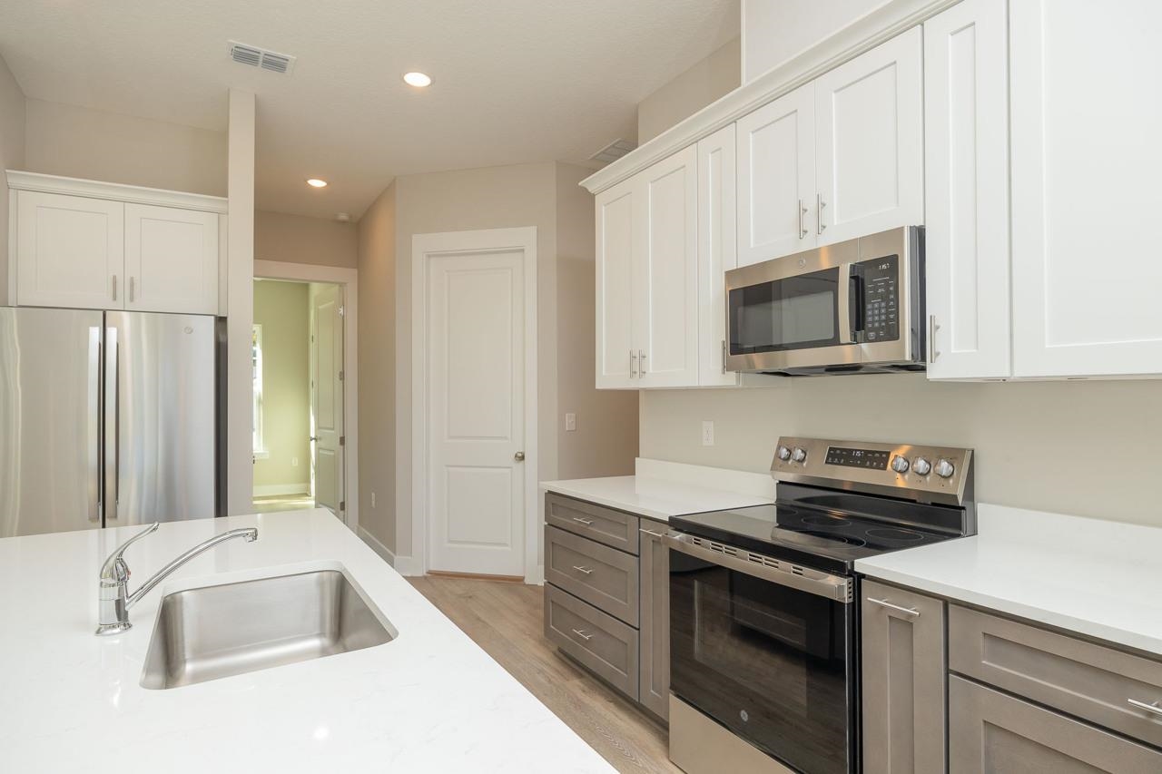 102 Orange Tree Road East Palatka, FL 32131 - Photo 8 of 33