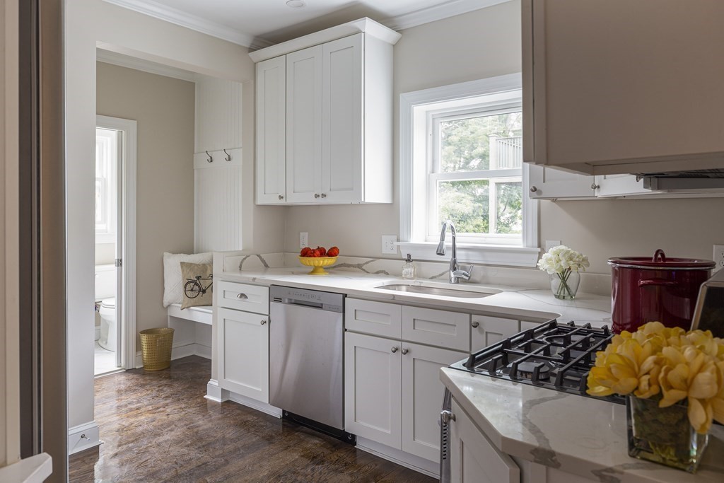 24 Prescott Street, Unit 1 Boston, MA 02136 - Photo 4 of 20