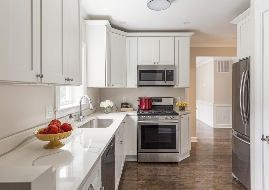 24 Prescott Street, Unit 1 Boston, MA 02136 - Photo 6 of 20