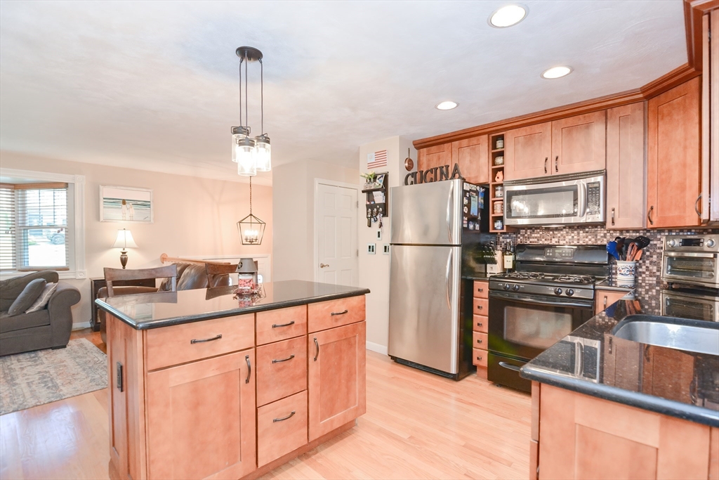 2 Scott Drive Peabody, MA 01960 - Photo 3 of 30 Gallery Image 3