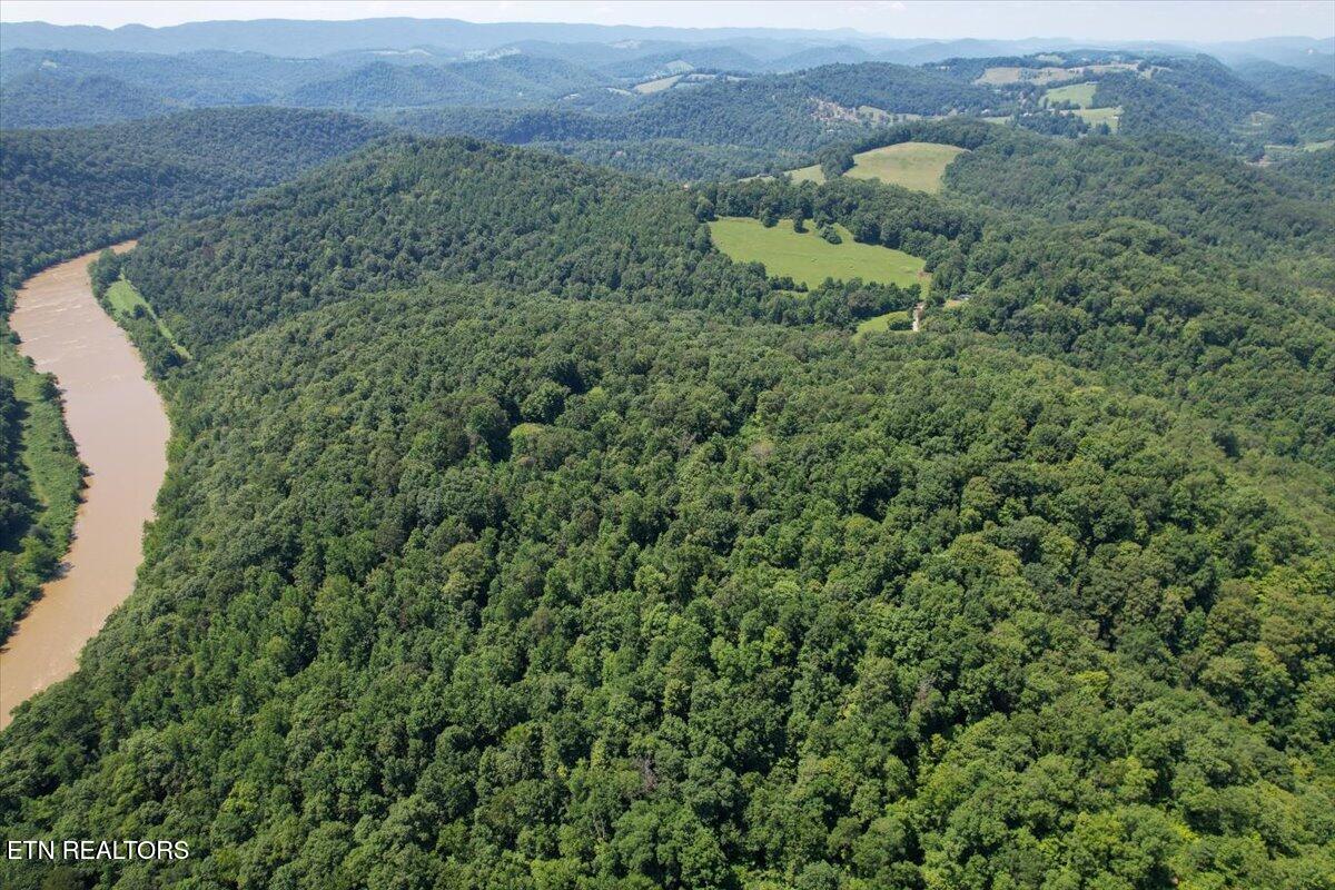 Clinch River Road Tazewell, TN 37879 - Photo 8 of 22 22-DJI_0878