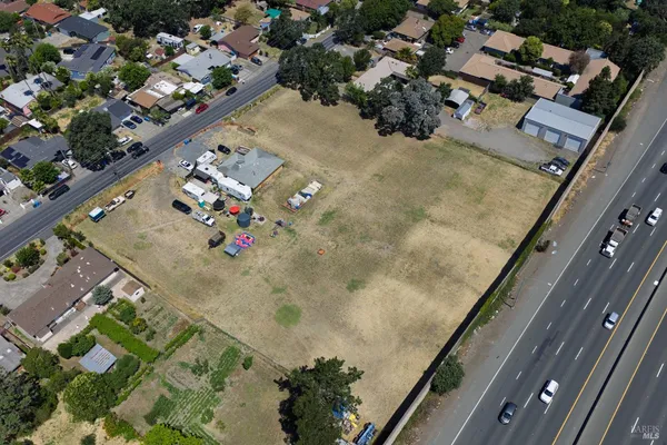 $690,000 | 2180 Corby Avenue, Santa Rosa, CA 95407