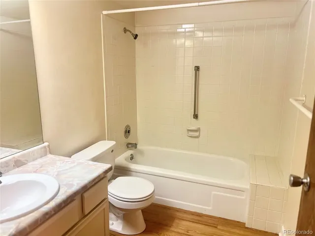 $2,200 | 14390 East Marina Drive, Unit 204, Aurora, CO 80014