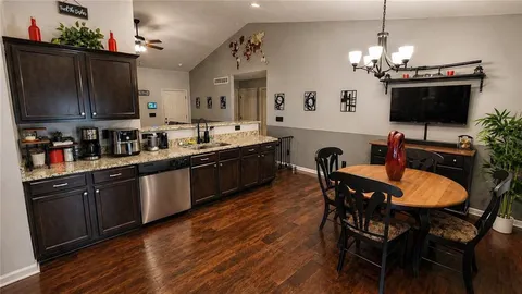 $435,000 | 530 South Maple Street, Gardner, KS 66030