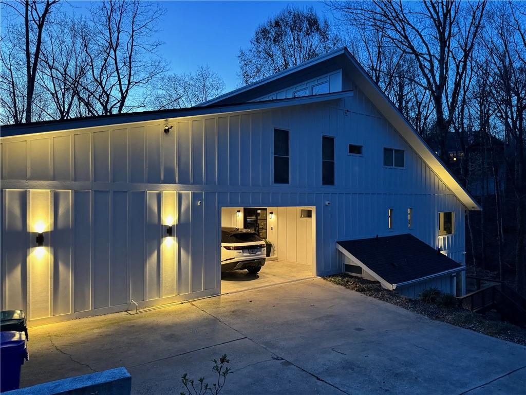3880 The Ascent Northeast Atlanta, GA 30319 - Photo 3 of 5 a view of a chairs in the patio