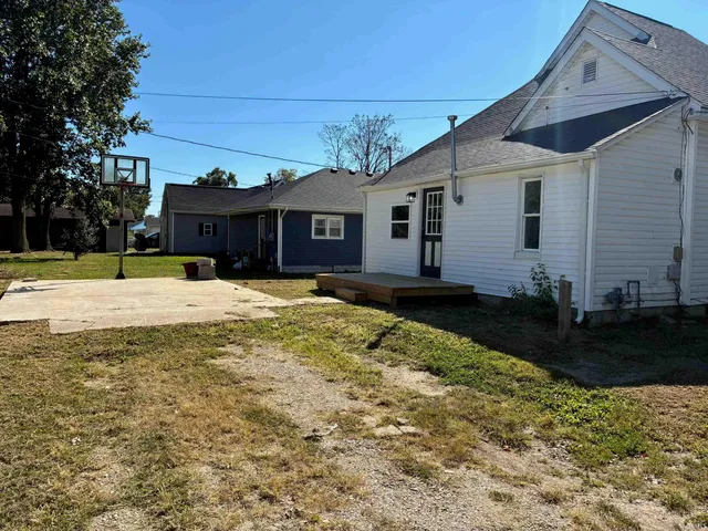 $124,900 | 801 South Main Street, Bicknell, IN 47512
