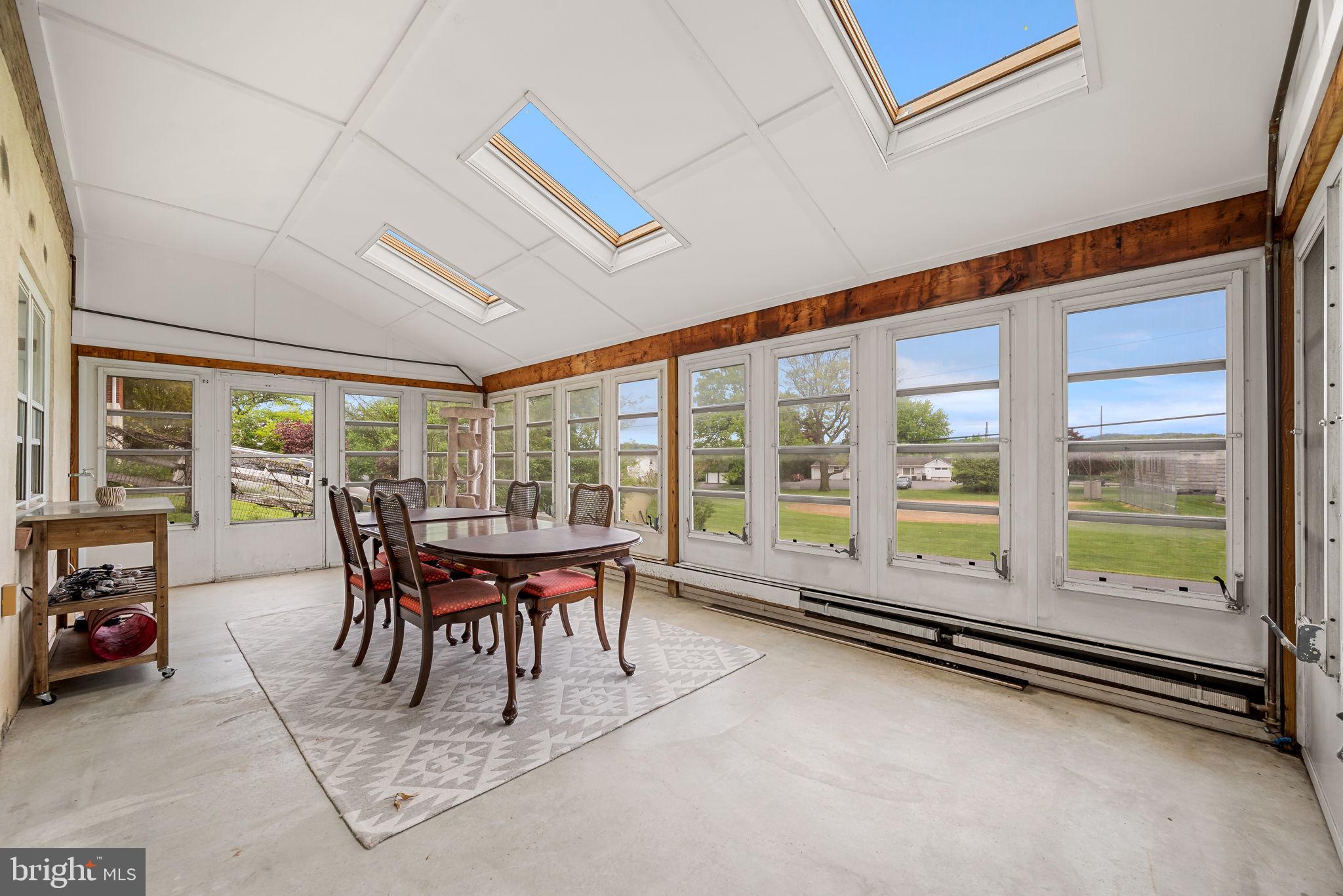 32 Park Road Reading, PA 19609 - Photo 23 of 27 All Seasons Room